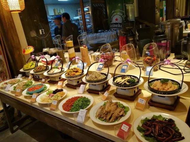 餐飲業(yè)革新之道 深度解讀【4D明檔管理法】及其對經(jīng)營管理的實戰(zhàn)價值